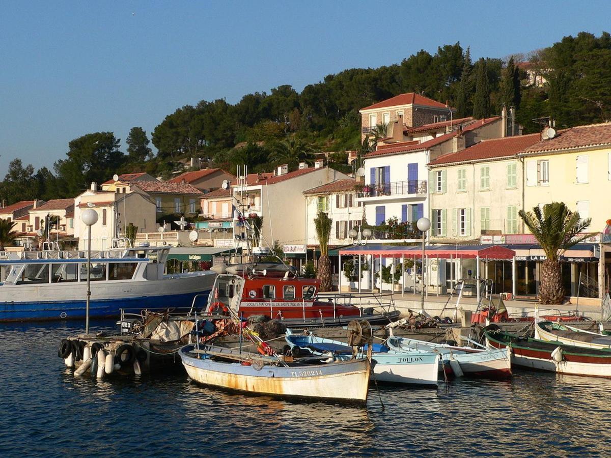 Appartement Les Pieds Dans L'Eau Saint-Mandrier-sur-Mer Exterior photo